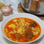 Chickpea stew with chorizo ​​recipe