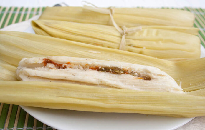 White Corn Tamales Recipe Foodsdiary